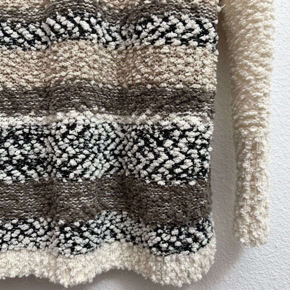 Hollister Cozy Soft Cardigan Sweater Cream Brown Neutral Western small - Picture 4 of 11